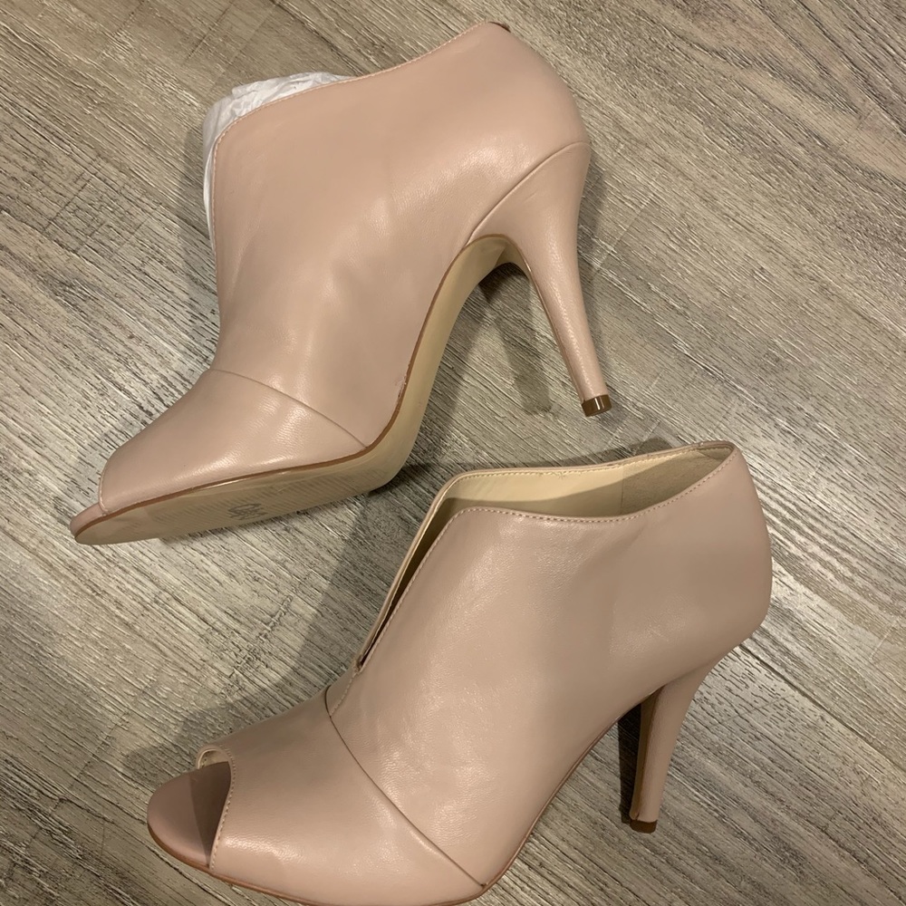 Brand new Nine West heels